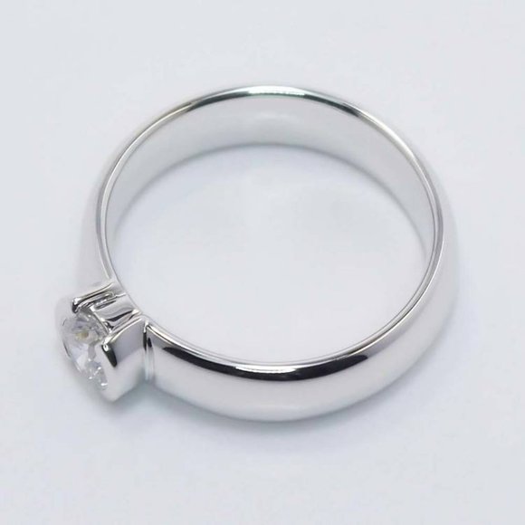 Round Flawless Diamond Engagement Ring (0.40 ct.) - Picture 4 of 4